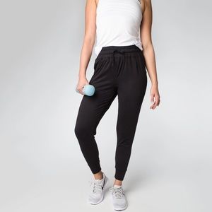 Senita Weekend Joggers - black (medium)